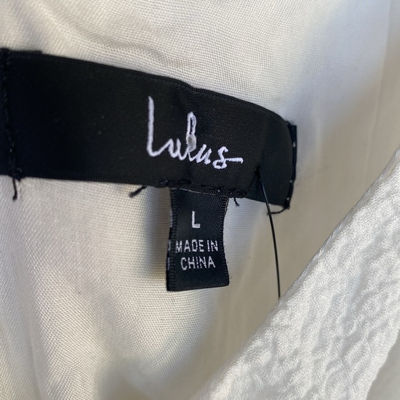 NWT Lulu's Little Bit In Love White Surplice Puff Sleeve Mini Dress L - Picture 4 of 9